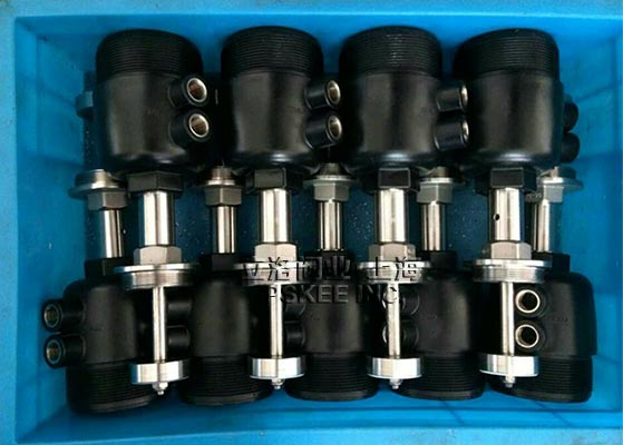 内螺纹气动角座阀实物图