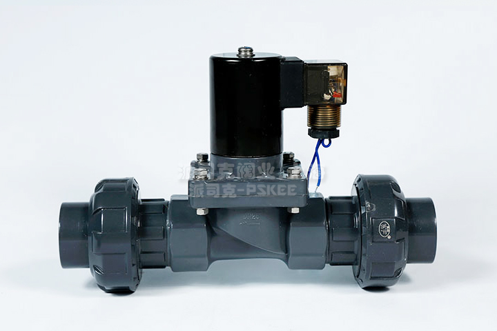 UPVC活接电磁阀图片