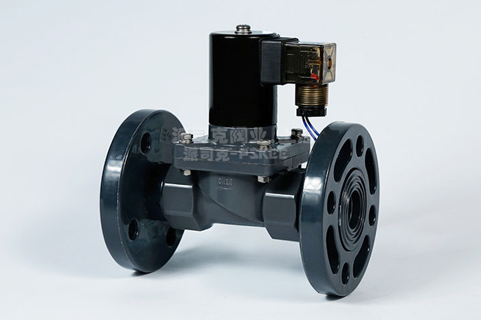 UPVC法兰电磁阀图片