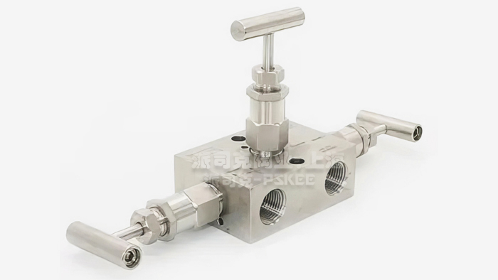 内螺纹三阀组图片