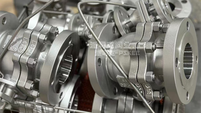 化工部法兰球阀图片